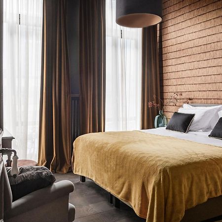 The Bank 1869 - Unique Guestrooms In The Historic Center Of Bruges Exterior photo