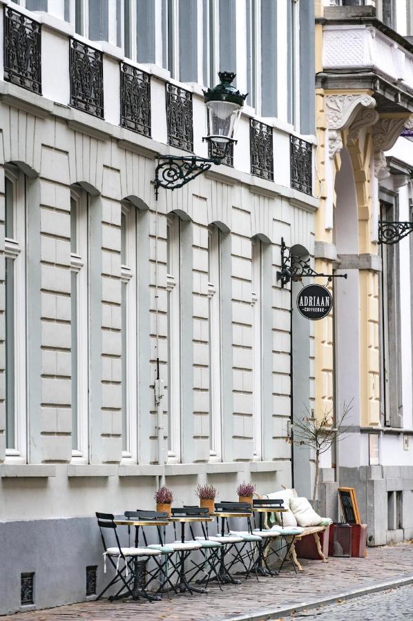 The Bank 1869 - Unique Guestrooms In The Historic Center Of Bruges Exterior photo
